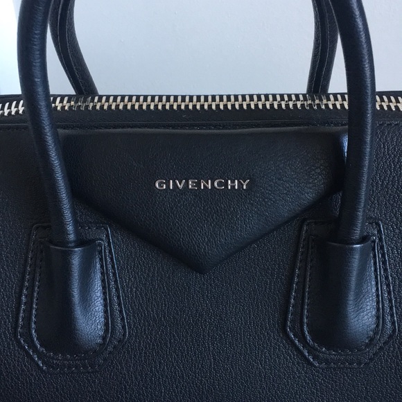 ✨SOLD✨ Givenchy Antigona Medium Black Satchel - Picture 4 of 8
